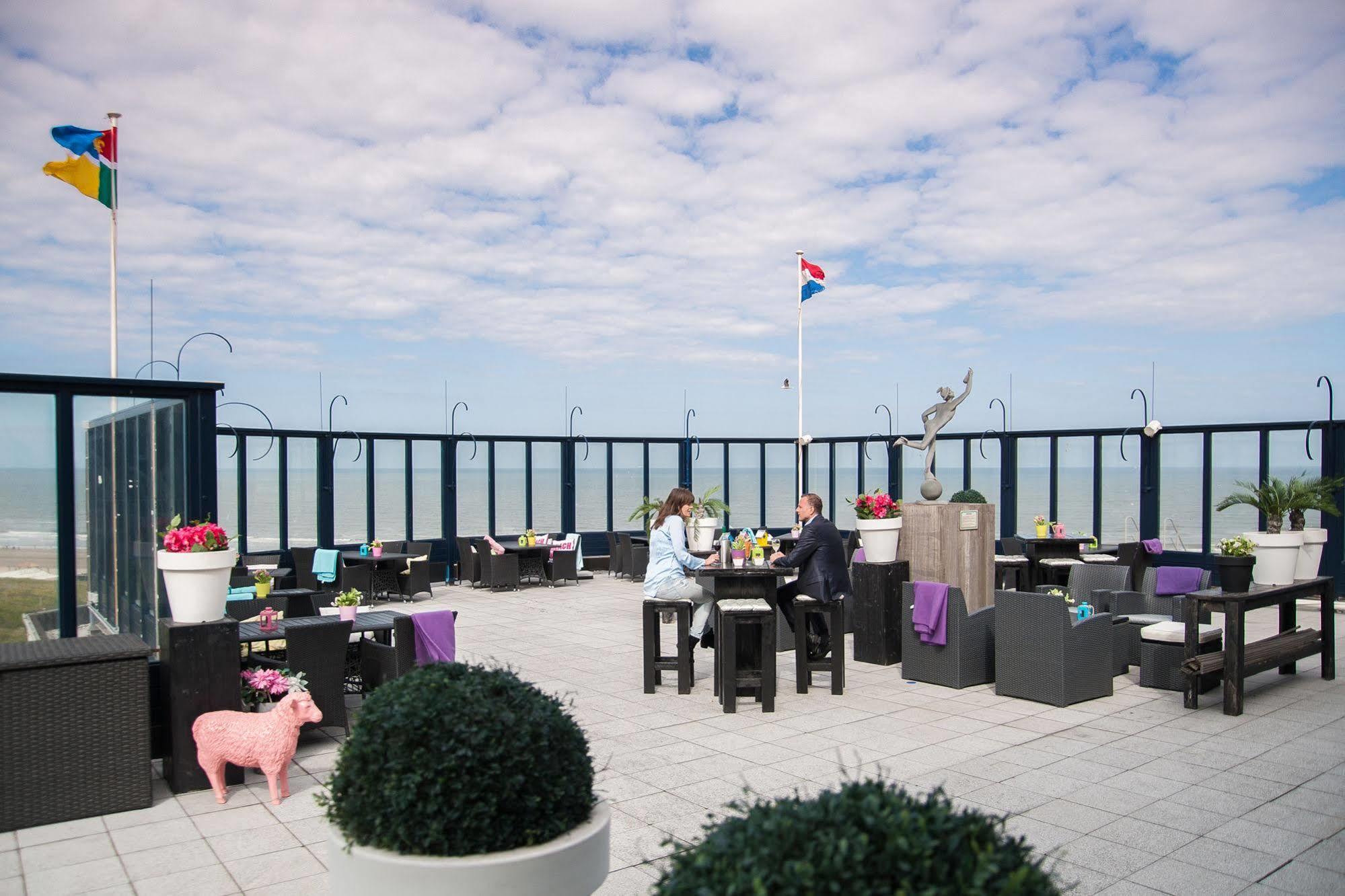 Strandhotel Het Hoge Duin Wijk aan Zee Exterior photo